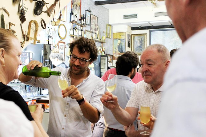 Cordoba Frescas Wine Tasting and Tapas - The guide and the Córdoba context (José’s role)