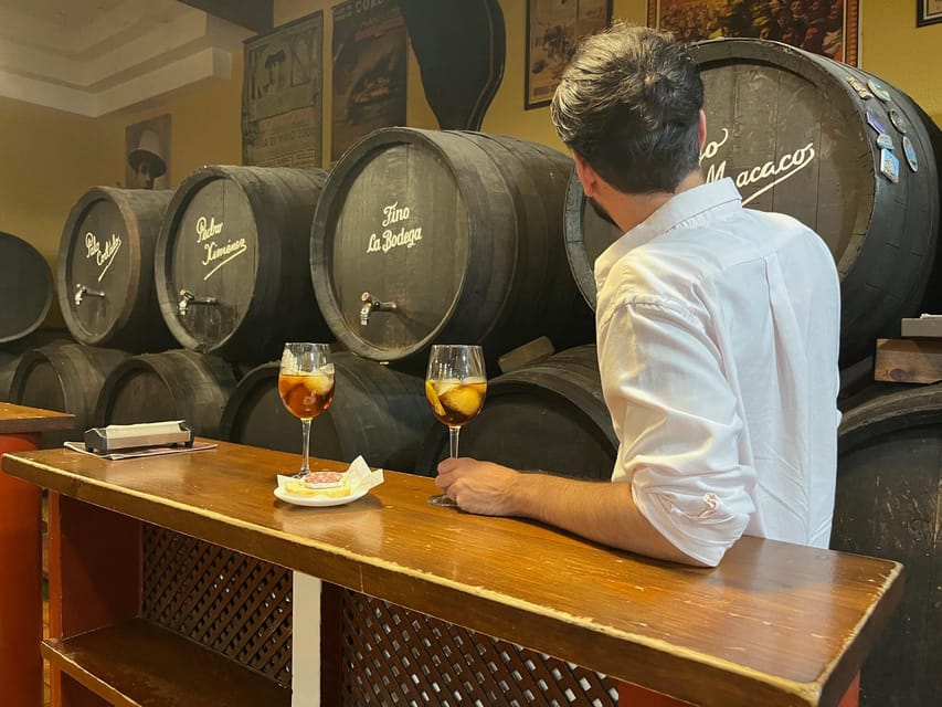Cordoba: Tapas Bars Tour With Local Guide - Meeting Under the Big Clock and Getting Oriented Fast