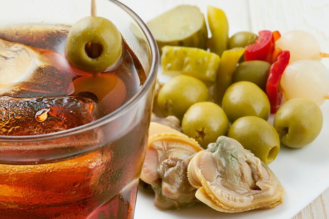 Culinary tour "Tapas & Wines" in Madrid - A 3-hour Madrid tapas & wine plan that stays local