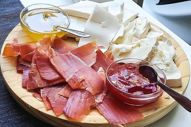 Discover Tavira - Tapas and Wine Tour - Rua da Liberdade and Praça da República: Tavira’s City-Center Walk-By