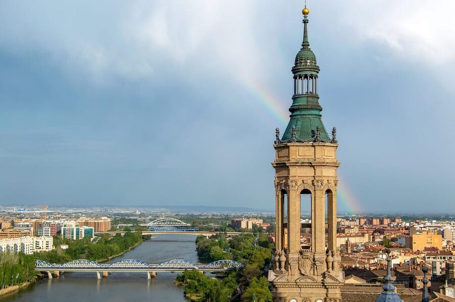 Discover Zaragoza: Complete tour + wine and tapas - Bullring streets to Roman ruins: the city’s layers on one walk