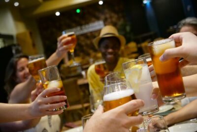Eating Seville: Tapas, Drinks and Local Flavors Tour - Starting at Patio de Banderas: the Cathedral and Giralda moment