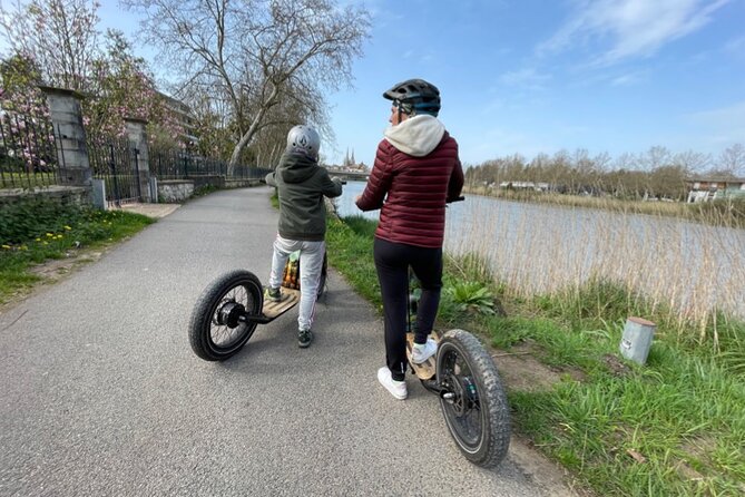 Electric Scooter Excursion with Tapas Aperitif - Learning fast: what it’s like riding the scooter with Jonas