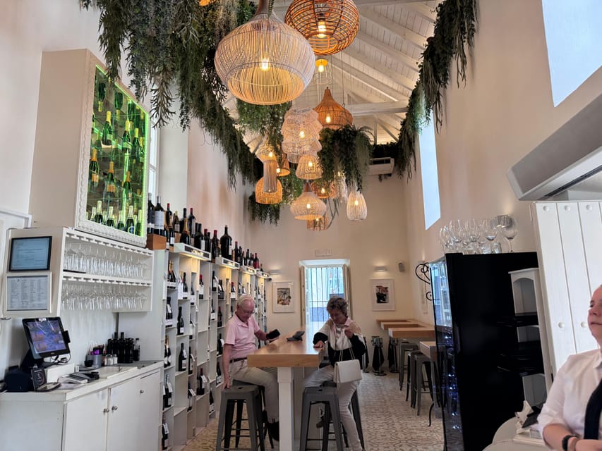 Estepona old town tour with tapas tasting - The tour’s pace: how the timing works over 3 hours