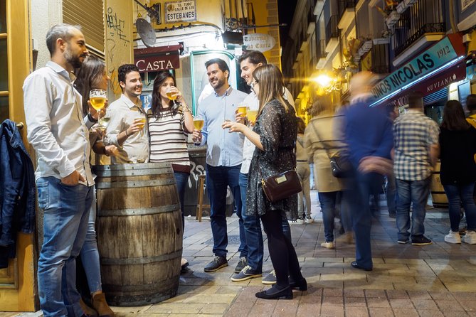 Evening traditional tapas walking tour in old Zaragoza center - Meeting at Caesar Augustus and Getting Oriented Fast