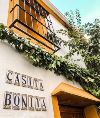 Explore Marbella Old Town: Authentic Tapas Food Tour - Meet at Esculturas de Dalí: the easiest start you’ll have