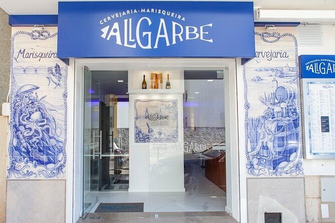 Fado nights with Algarvian tapas tasting - Arriving for Algarve tapas and Fado in Portimão