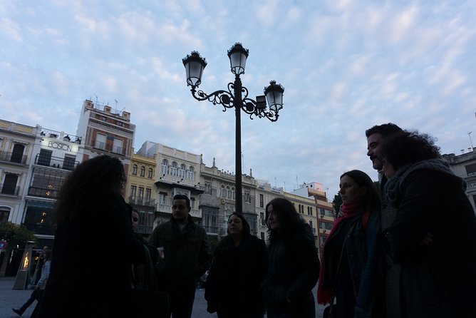 Flamenco Show and Tapas in Seville - Why the guide’s stories matter (not just the dancing)