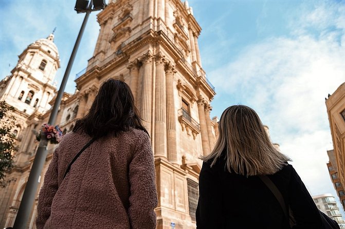 Flamenco, Tapas and Wine Tour: Best of Málaga in one Evening - Calle Carretería: vermouth, then a lot of homemade tapas