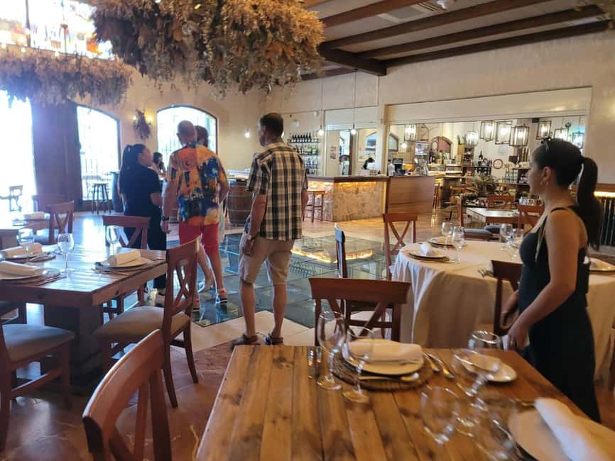 From Alicante: Winery Tour and Wine Tasting with Tapas - Transfer logistics and how the small group feels on the road