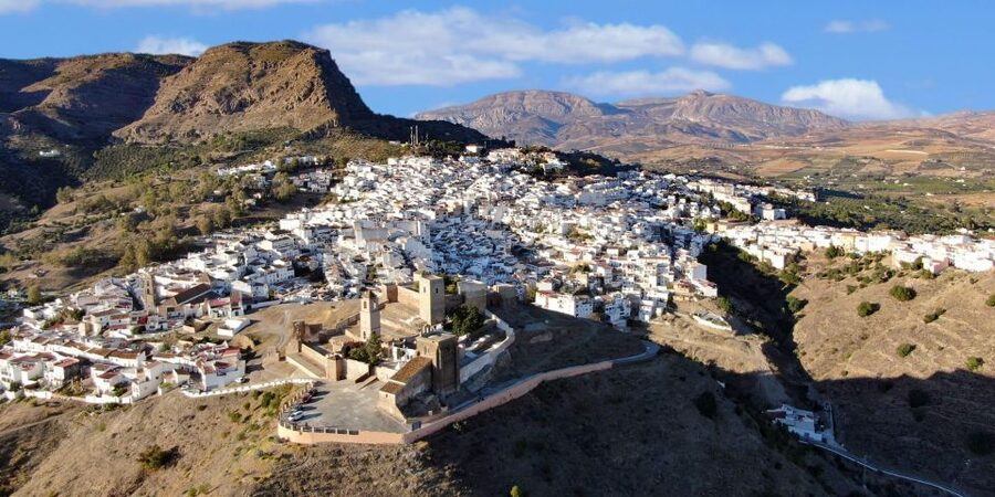 From Malaga: Caminito del Rey/White Village Tour & Tapas - Two Andalusian icons in one efficient day from Málaga