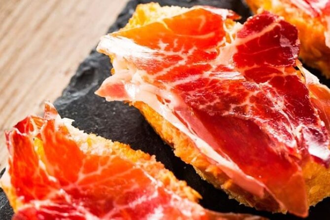 Gastronomic Tour: Discover the best “Wines and Tapas of Madrid” - The 10-minute plaza stops: quick wayfinding with a food mindset