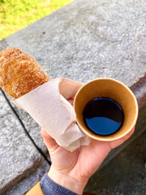 Girona Evening Food Tour & Tapas Bar Experience - Carrer de les Olles Finale: Wine, Tapas, and That Last Dessert Moment