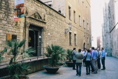 Gothic Quarter Insights & Tapas Experience - Meeting Point, Timing, and How to Prepare