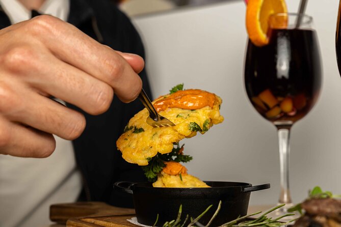 Gourmet Tapas and Wine Tour in Alcudia Old Town - What’s included: the real value in the wine-and-tapas setup