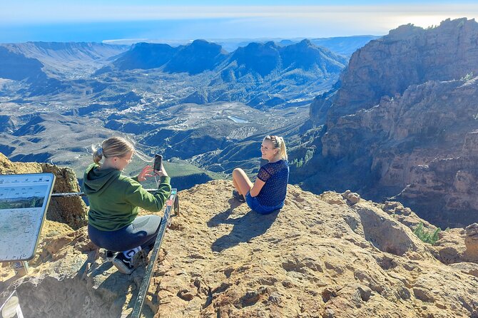 Gran Canaria 7 Highlights Small Group Tour with Tapas Picnic - Teror’s basilica town: wooden balconies, calm streets, and a spiritual center
