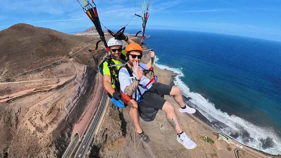 Gran Canaria: Paragliding Flight with Tapas & Pickup - Who This Paragliding + Tapas Day Fits Best