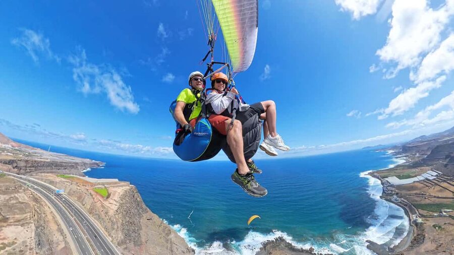 Gran Canaria: Paragliding Flight with Tapas & Pickup - Choosing Your Flight Style: Relax, Adventure, or Adrenaline