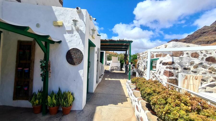 Gran Canaria: Spanish Tapas and Wine Tasting Tour in Mogan - Key things to know before you go