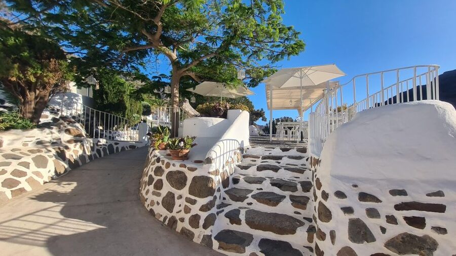 Gran Canaria: Spanish Tapas and Wine Tasting Tour in Mogan - A restored two-century farmhouse, plus cactus-garden vibes