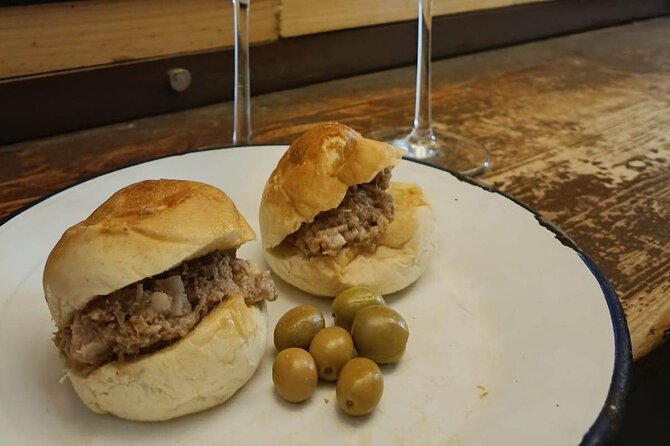 Granada 3-hour Tapas Tour - Guides you might encounter: Gregor, Leo, and Bilal, and what they tend to deliver