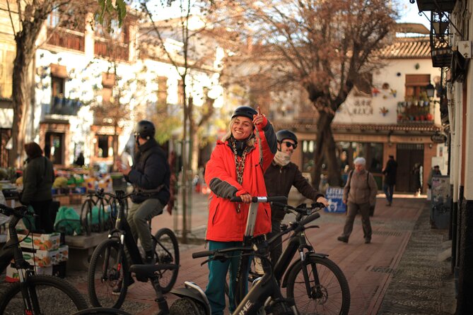 Granada Highlights Tour with Tapas Breaks by Electric Bike - Sacromonte Stop: Cave Houses, Tablaos, and a More Authentic Granada