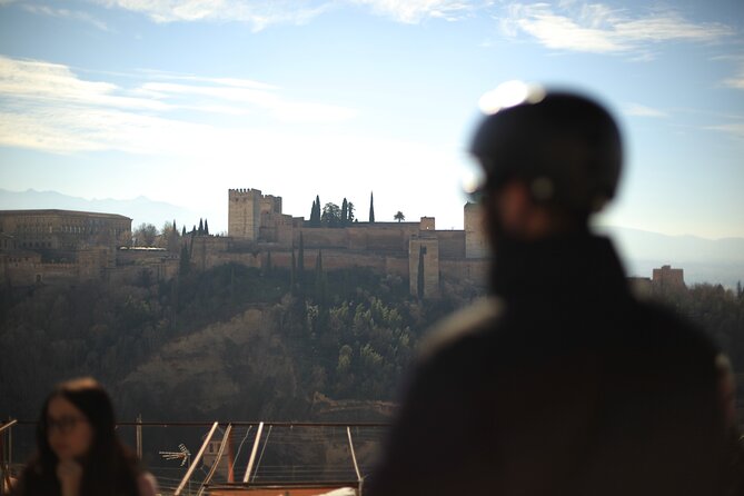 Granada Highlights Tour with Tapas Breaks by Electric Bike - Albaicín (World Heritage UNESCO): Old Streets and the Most Famous Lookouts