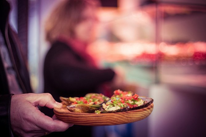 Granada Private Tapas & Walking Tour - What you get for the price: four tapas, four drinks, and a guide