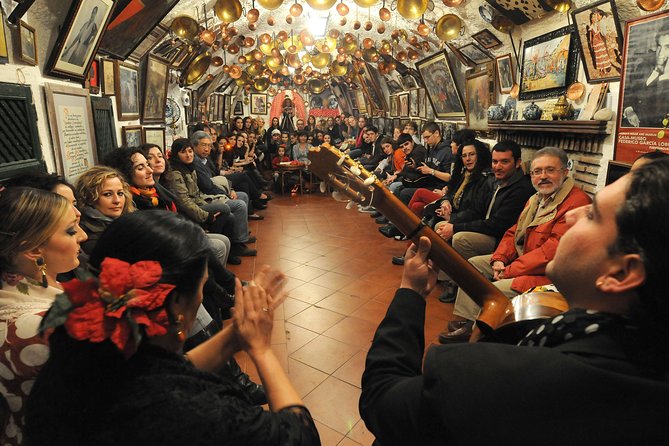 Granada Tapas Trail & Gypsy Flamenco Show - How the small-group size improves the night