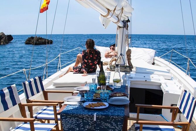 Ibiza: Private Sailboat with Tapas, Open Bar & Music - Key points before you book