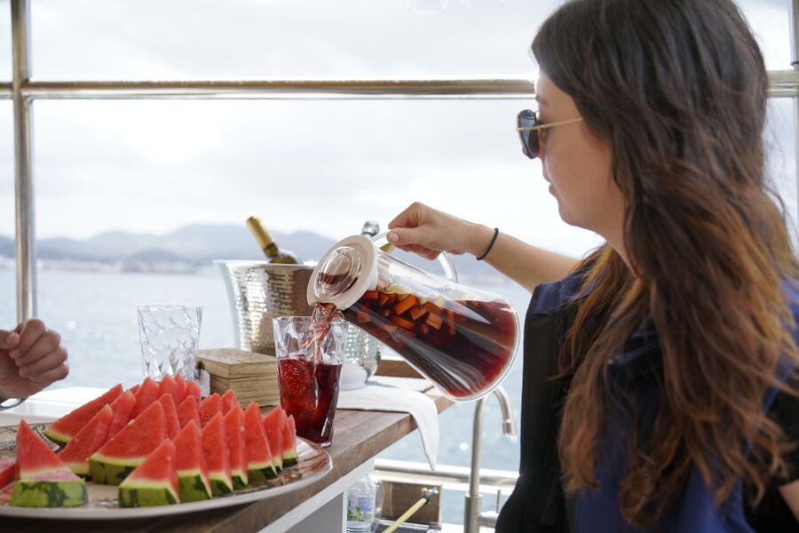 Ibiza: Scenic Cruise with Tapas and Drinks - Cala Bassa and the West Coast Show (Where the Day Feels Like a Movie)