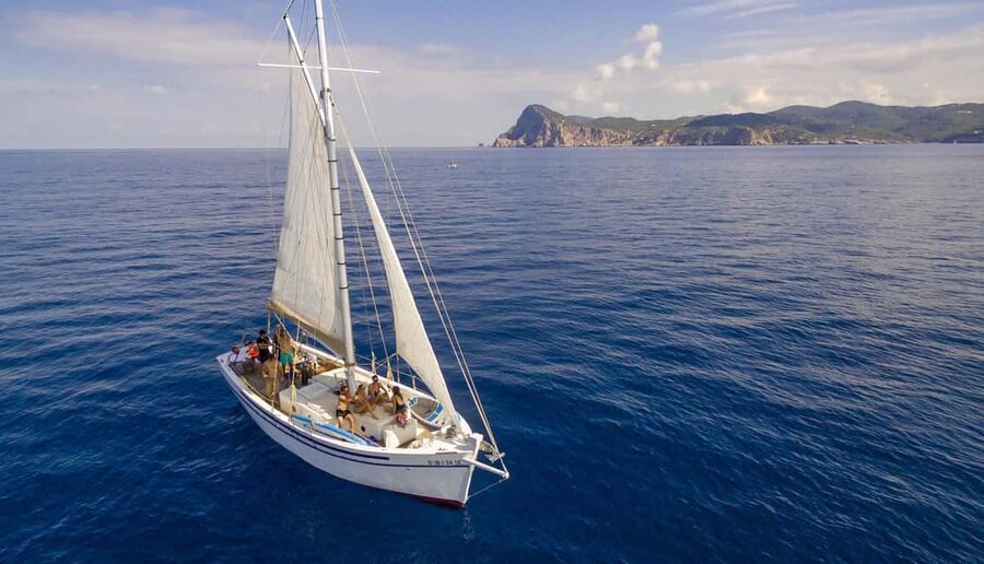 Ibiza: Sunset Private Sailboat with Tapas & Premim Open Bar - Your 3-Hour Route: From Cala Bassa to Café del Mar