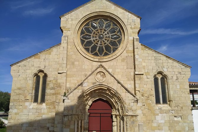 In the Heart of the City: Get to know the history of Tomar and taste local Tapas! - Key highlights