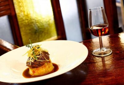 Jerez: Traditional Tapas Tour - The Real Star: Three Tabancos, Three Tapas, Three Drinks