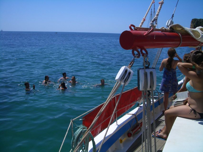 Lagos: Ponta Piedade Sail & Caves Cruise w/Portuguese Tapas - Ponta da Piedade Caves by Small Boat: Arches, Passages, and Real Close-Up
