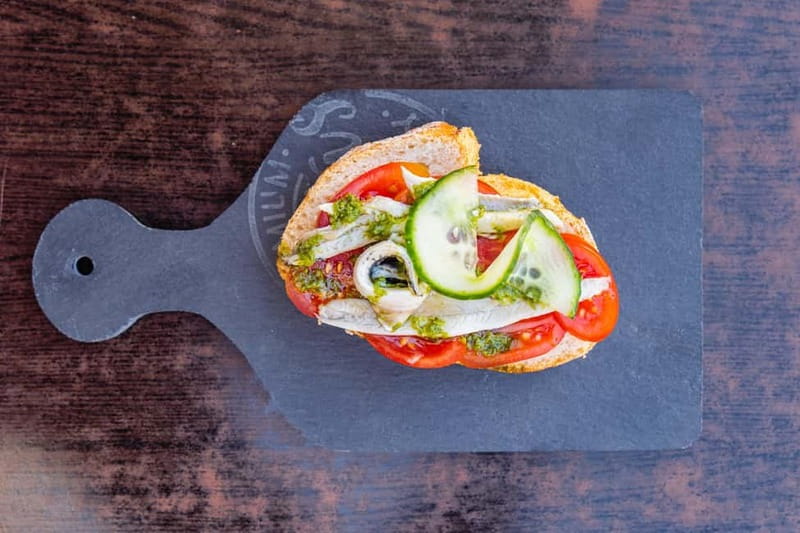Las Palmas: Gourmet Tapas and Wine Tour in the Old Town - Tapas and drinks: what you’re actually getting for $55