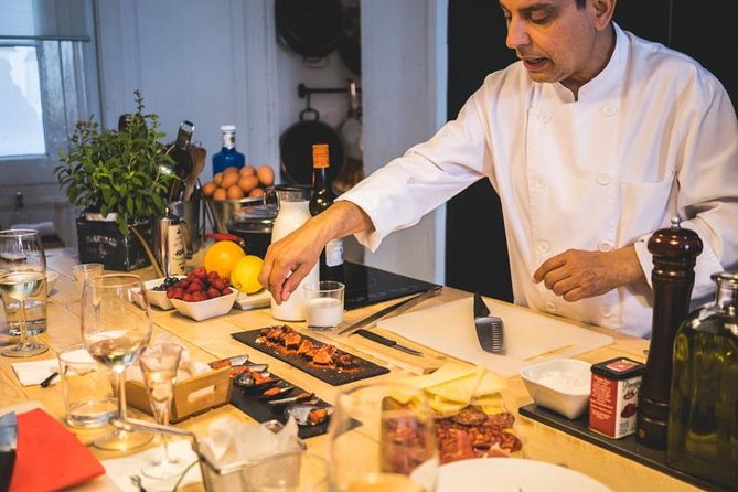 Learn The Art Of Spanish Tapas With a Local Chef in Barcelona - Key reasons this Barcelona tapas class works