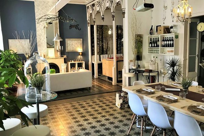 Learn The Art Of Spanish Tapas With a Local Chef in Barcelona - Where Plaça Reial sets the tone for Spanish tapas