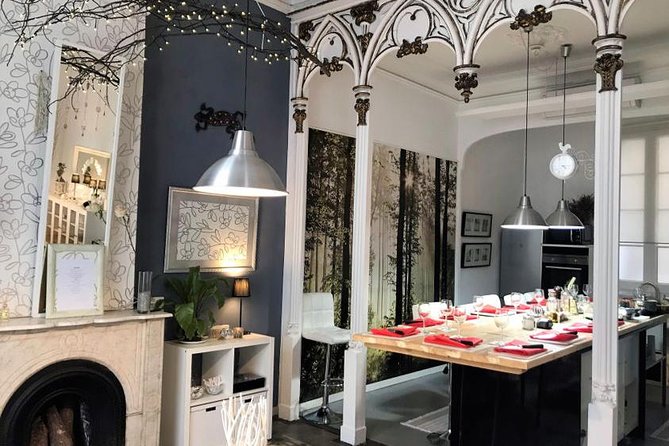 Learn The Art Of Spanish Tapas With a Local Chef in Barcelona - What Chef Alfredo and the guides do well (and why it matters)
