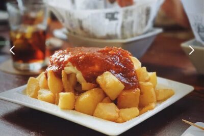 LGBTQ District Tapas & Drinks Trail in Madrid - 2.5 hours, 4 bars, and two short landmark breaks