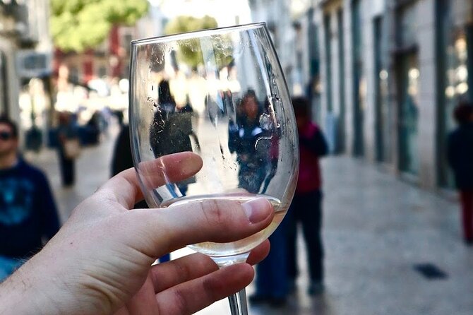 Lisbon Food Tour with 10+ Tastings of Local Delicacies & Wines - Castle viewpoints and the Santa Justa Lift: sightseeing that saves your legs