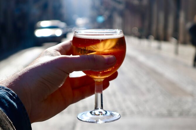 Lisbon Food Tour with 10+ Tastings of Local Delicacies & Wines - Port wine, vinho verde, and ginjinha: what to expect in the drink stops