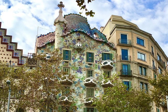 Lunchtime Tapas Tour in the Eixample with The Barcelona Taste - Key things to know before you go