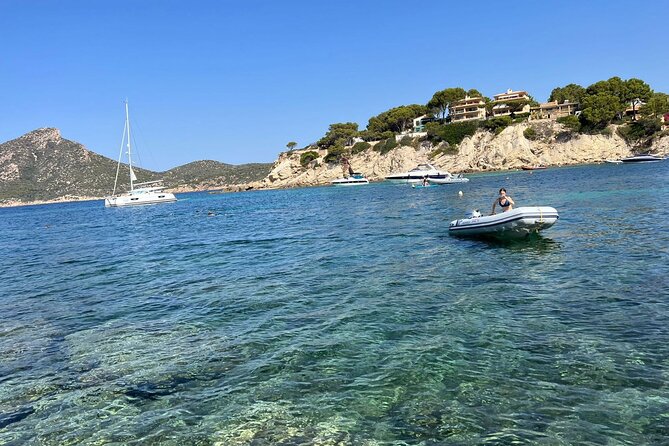 Luxury Catamaran sailing with welcome Drinks Tapas Max10-12Person - Crew Experience: Friendly Hosts and Captains Who Run the Show