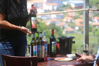 Madeira: Wine & Tapas, Cabo Girão Skywalk 4x4 Jeep Adventure - Cabo Girão Skywalk: The Cliff Walk and the Photo-Stop Payoff