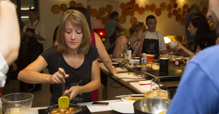 Madrid: 10 Tapas 2.5-Hour Cooking Class - Key things to know before you book