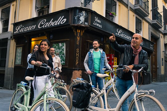 Madrid at Night: Vintage Bike Tour of City Highlights - Why Madrid at Night Works So Well for a Bike Tour