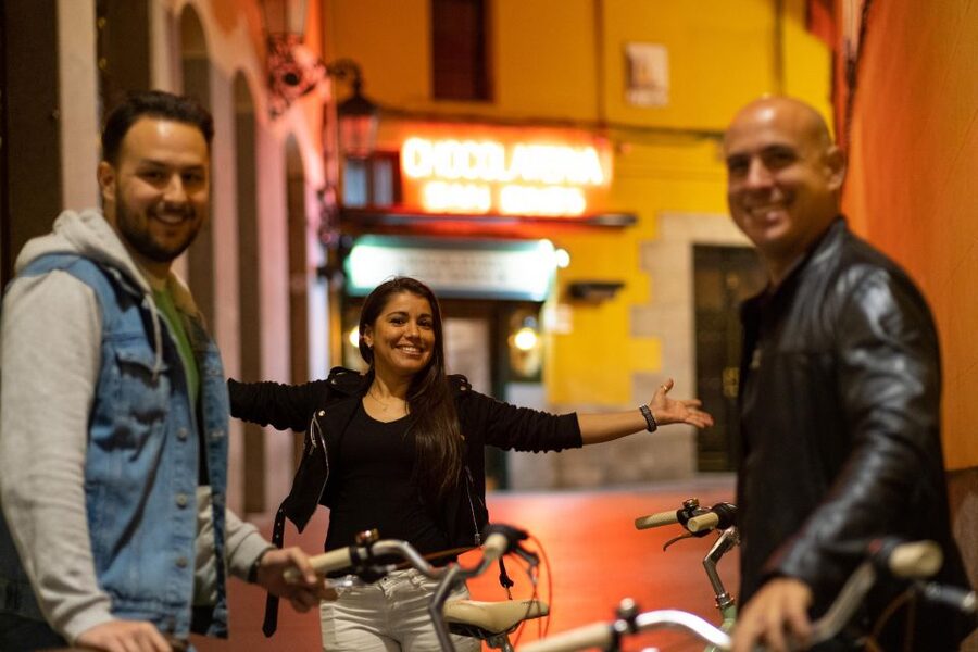 Madrid by Night: Vintage Bike Tour Highlights/Optional Tapas - Where you start: C. de Moratín, 29