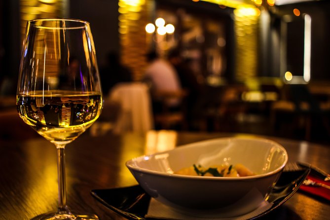 Madrid: El Retiro Park Guided Tour and Tapas - Price and Value: Is $53.23 a Good Deal?