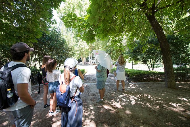 Madrid: El Retiro Park Guided Tour and Tapas - Who This Tour Suits Best (and Who Might Skip It)